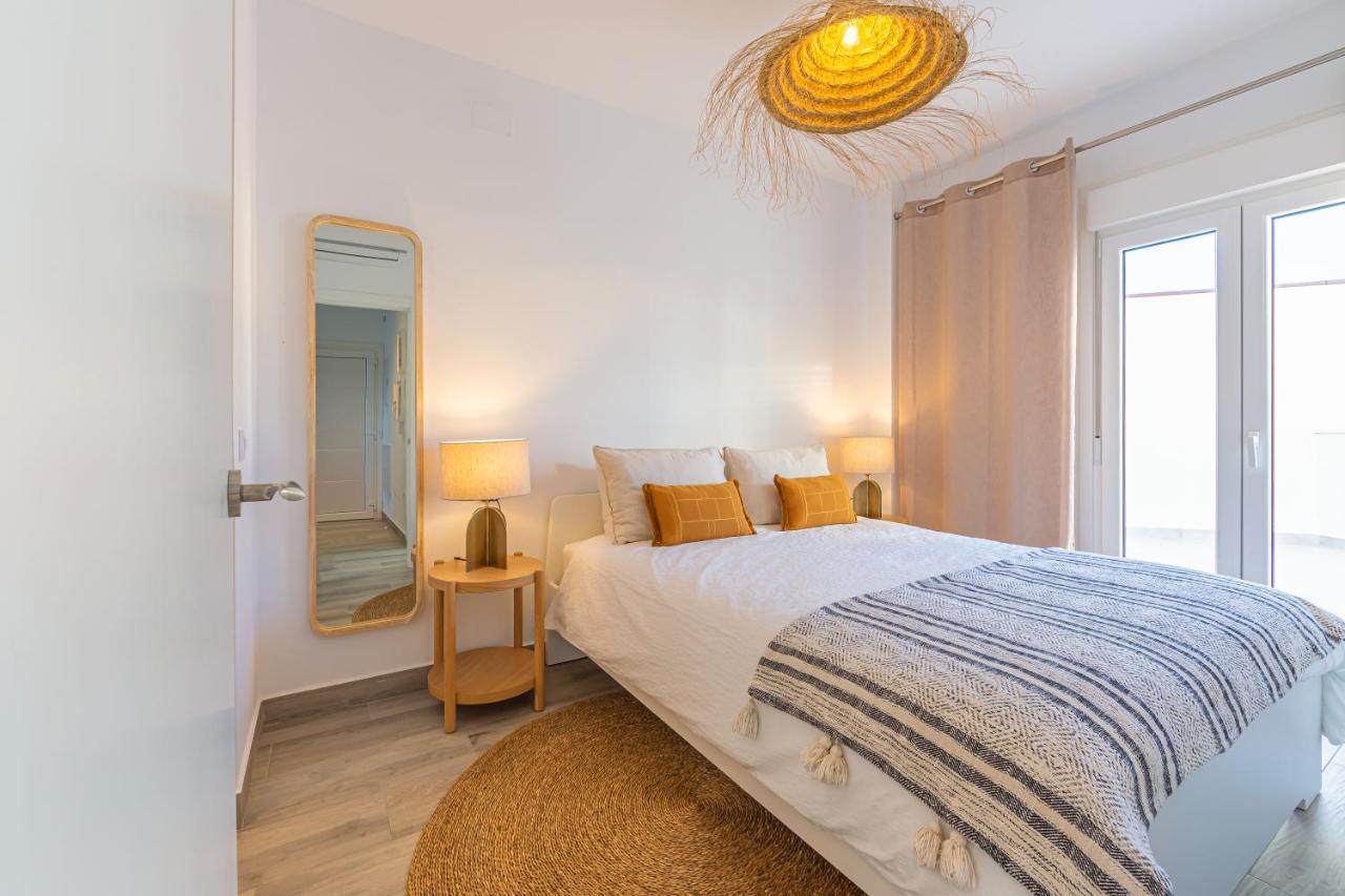 Jardin, Piscina Y Fibra Optica - Simplytarifa Apartamento
